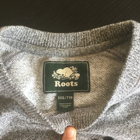 roots sweater - Picture 2 of 2
